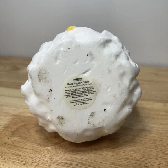 BATH And Body Works Snowman 6” Unscented Candle - Picture 8 of 10